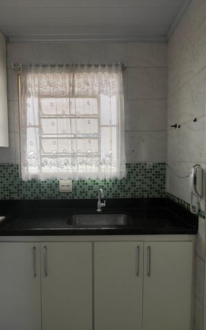 Casa à venda com 52m², 3 quartos e sem vaga Casa à venda com 52m², 3 quartos e sem vagaCozinha