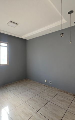 Casa à venda com 52m², 3 quartos e sem vaga Casa à venda com 52m², 3 quartos e sem vagaSala