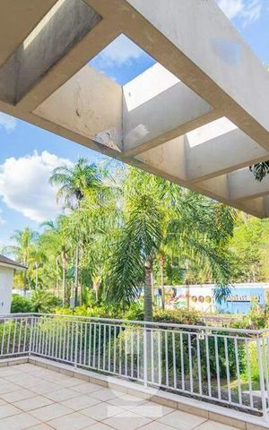 Casa de condomínio à venda com 472m², 4 quartos e 3 vagas