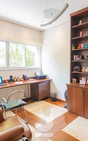 Casa de condomínio à venda com 472m², 4 quartos e 3 vagas