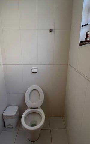 Casa à venda com 405m², 6 quartos e 3 vagas Casa à venda com 405m², 6 quartos e 3 vagasLavabo