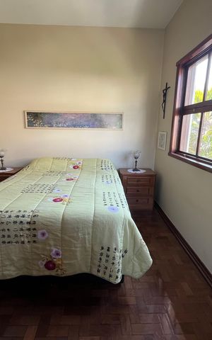 Casa à venda com 405m², 6 quartos e 3 vagas Casa à venda com 405m², 6 quartos e 3 vagasQuarto 2