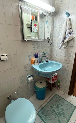 Casa à venda com 405m², 6 quartos e 3 vagas Casa à venda com 405m², 6 quartos e 3 vagasBanheiro de serviço