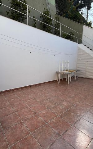 Casa à venda com 405m², 6 quartos e 3 vagas Casa à venda com 405m², 6 quartos e 3 vagasChurrasqueira