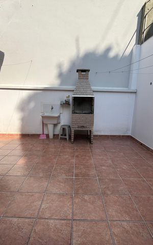 Casa à venda com 405m², 6 quartos e 3 vagas Casa à venda com 405m², 6 quartos e 3 vagasChurrasqueira