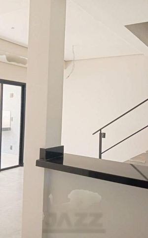 Casa de condomínio à venda com 230m², 3 quartos e 4 vagas