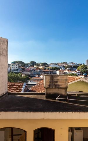 Casa à venda com 109m², 2 quartos e 2 vagasQuarto 2 - Vista