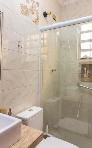 Casa à venda com 109m², 2 quartos e 2 vagasBanheiro 2