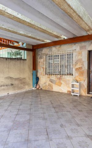 Casa à venda com 109m², 2 quartos e 2 vagasGaragem