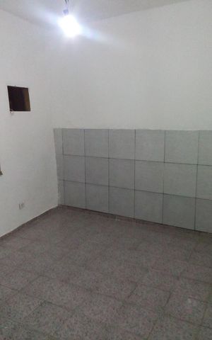 Casa à venda com 60m², 1 quarto e sem vaga Casa à venda com 60m², 1 quarto e sem vagaQuarto