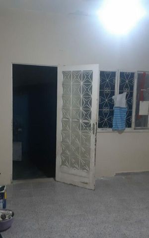 Casa à venda com 60m², 1 quarto e sem vaga Casa à venda com 60m², 1 quarto e sem vagaSala