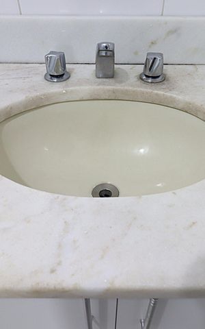 Apartamento à venda com 85m², 3 quartos e sem vagaBanheiro