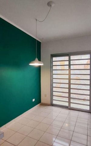 Casa à venda com 300m², 3 quartos e 3 vagas