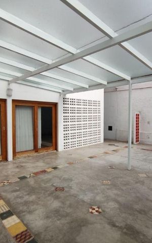 Casa à venda com 300m², 3 quartos e 3 vagas