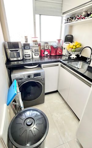 Apartamento à venda com 105m², 2 quartos e 2 vagasÁrea de Serviço
