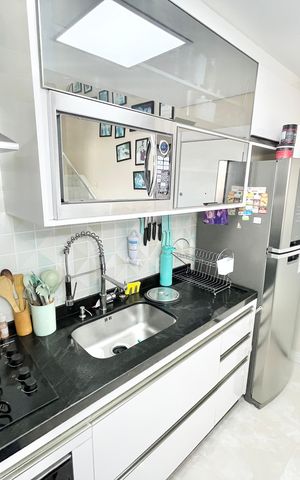 Apartamento à venda com 105m², 2 quartos e 2 vagasCozinha