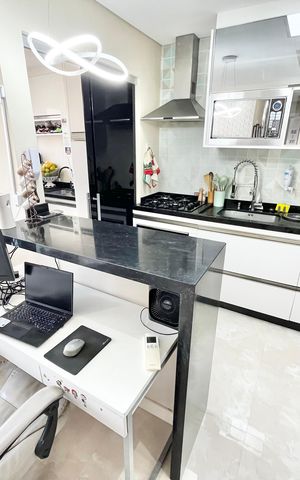 Apartamento à venda com 105m², 2 quartos e 2 vagasCozinha