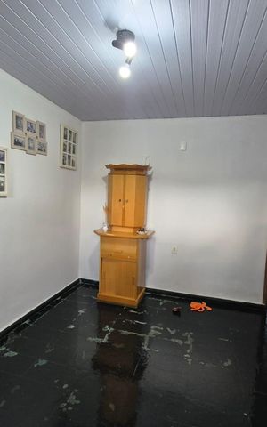 Casa à venda com 360m², 3 quartos e 3 vagas Casa à venda com 360m², 3 quartos e 3 vagasSala