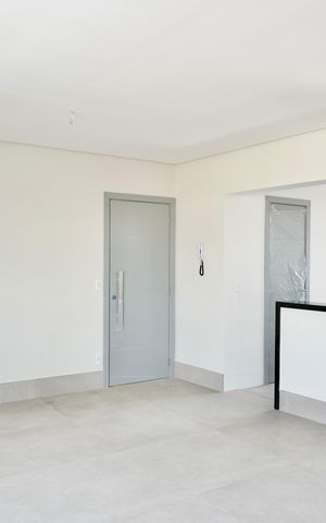 Apartamento à venda com 186m², 4 quartos e 4 vagas