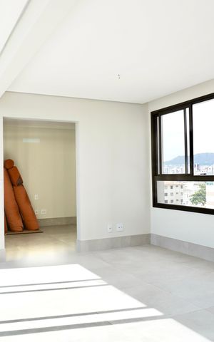 Apartamento à venda com 186m², 4 quartos e 4 vagas