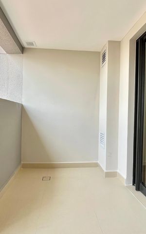Studio para alugar com 29m², 1 quarto e sem vaga Studio para alugar com 29m², 1 quarto e sem vagaVaranda