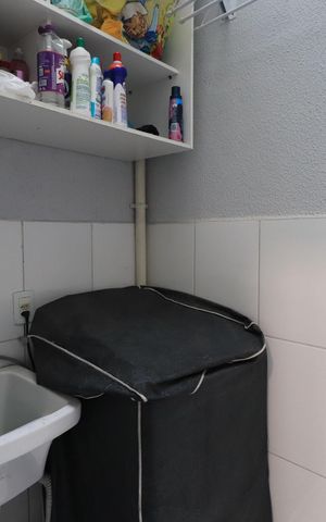 Casa de condomínio à venda com 110m², 2 quartos e 1 vagaÁrea de Serviço