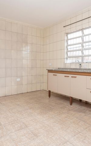 Casa para alugar com 130m², 2 quartos e 1 vagaCozinha