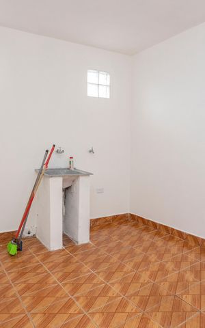 Casa para alugar com 130m², 2 quartos e 1 vagaÁrea de Serviço
