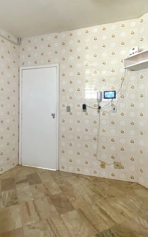 Apartamento à venda com 165m², 4 quartos e 1 vaga Apartamento à venda com 165m², 4 quartos e 1 vagaCozinha