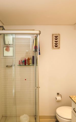 Apartamento à venda com 80m², 3 quartos e 2 vagasBanheiro Social