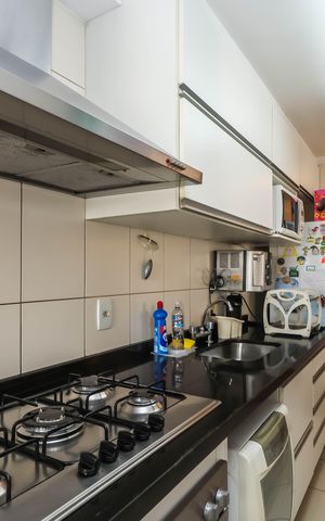 Apartamento à venda com 80m², 3 quartos e 2 vagasCozinha