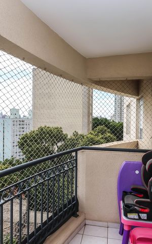Apartamento à venda com 80m², 3 quartos e 2 vagasVaranda