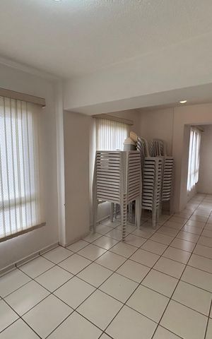 Apartamento à venda com 49m², 2 quartos e 1 vaga Apartamento à venda com 49m², 2 quartos e 1 vagaÁrea Comum - Salão de festas