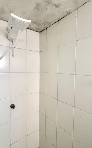 Apartamento à venda com 49m², 2 quartos e 1 vaga Apartamento à venda com 49m², 2 quartos e 1 vagaBanheiro