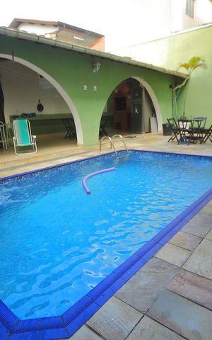 Casa à venda com 377m², 4 quartos e 4 vagasQuintal
