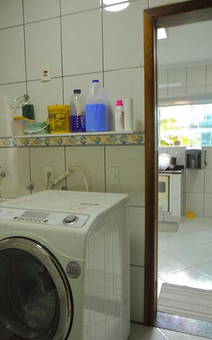 Casa à venda com 377m², 4 quartos e 4 vagasÁrea de Serviço