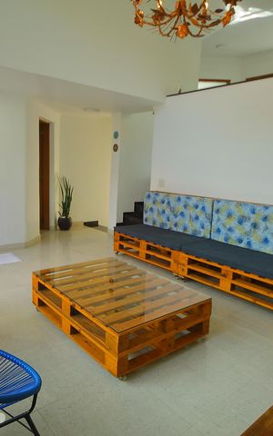 Casa à venda com 377m², 4 quartos e 4 vagasSala de visita 