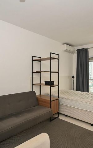 Studio à venda com 35m², 1 quarto e 1 vagaSala/Quarto