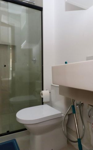 Studio para alugar com 35m², 1 quarto e 1 vaga Studio para alugar com 35m², 1 quarto e 1 vagaBanheiro