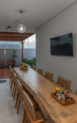 Casa de condomínio para alugar com 116m², 2 quartos e 2 vagas Casa de condomínio para alugar com 116m², 2 quartos e 2 vagasSala de Jantar