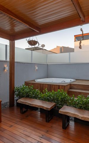 Casa de condomínio para alugar com 116m², 2 quartos e 2 vagas Casa de condomínio para alugar com 116m², 2 quartos e 2 vagasVaranda