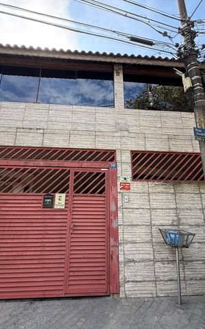 Casa para alugar com 296m², 4 quartos e 4 vagasFachada 