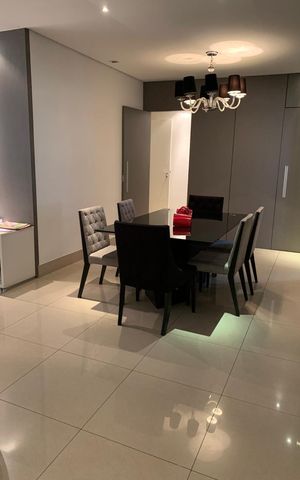 Apartamento para alugar com 154m², 4 quartos e 3 vagas Apartamento para alugar com 154m², 4 quartos e 3 vagasSala