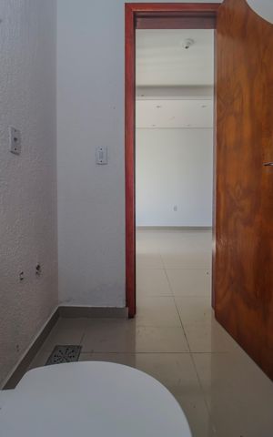 Casa à venda com 137m², 3 quartos e 1 vaga Casa à venda com 137m², 3 quartos e 1 vagaBanheiro