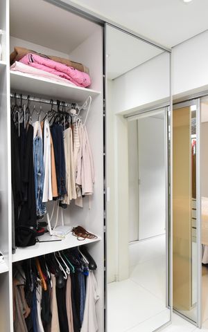 Casa de condomínio à venda com 270m², 4 quartos e 2 vagasCloset Suíte