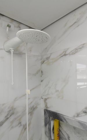 Casa de condomínio à venda com 270m², 4 quartos e 2 vagasBanheiro 3