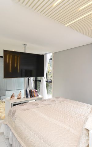 Casa de condomínio à venda com 270m², 4 quartos e 2 vagasSuíte