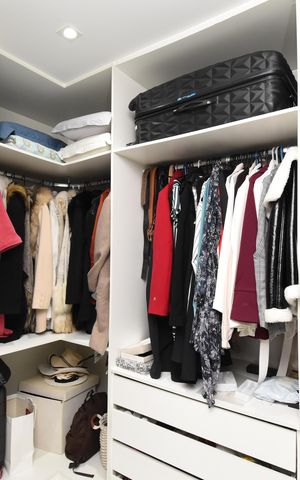 Casa de condomínio à venda com 270m², 4 quartos e 2 vagasCloset Suíte