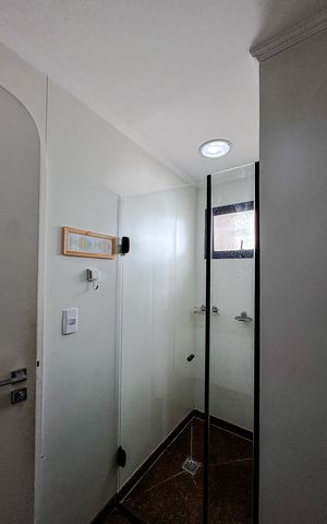 Apartamento para alugar com 430m², 3 quartos e 4 vagas Apartamento para alugar com 430m², 3 quartos e 4 vagasBanheiro da Suíte 3