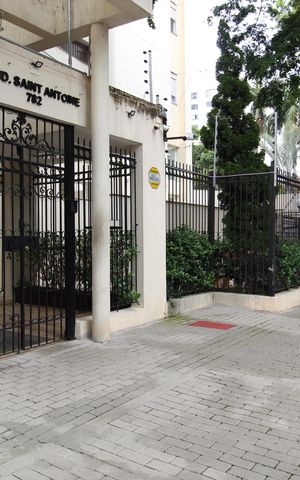 Apartamento à venda com 161m², 4 quartos e 3 vagasFachada
